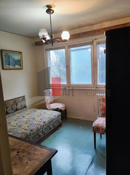Brancoveanu, Turnu Magurele, vanzare apartament decomandat 4 camere,